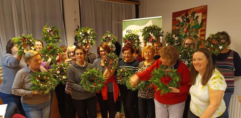 Zld Knyvtri Estk - fotk